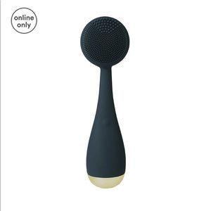 PMD Clean in the color Navy